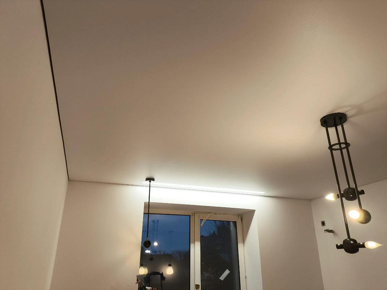 Комната — натяжной потолок 13 м² Квартира